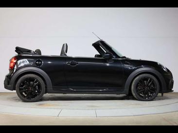 Mini Cabrio COOPER S — photo 3