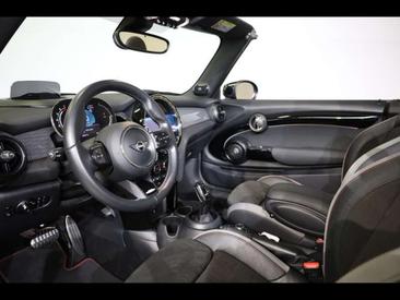 Mini Cabrio COOPER S — photo 6