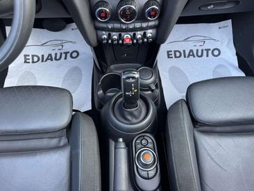 Mini Cabrio COOPER — photo 9
