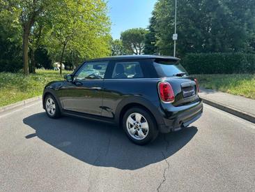 Mini Hatch 3 Portes One — photo 13