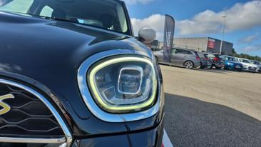 Mini Countryman Essential Cooper SE — photo 10