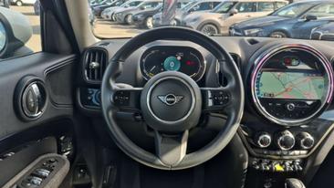 Mini Countryman Essential Cooper SE — photo 19