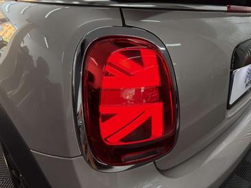 Mini Cabrio COOPER — photo 8