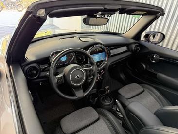Mini Cabrio COOPER — photo 9