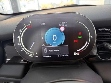 Mini Cabrio COOPER — photo 12