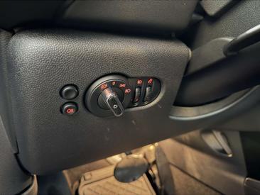Mini Cabrio COOPER — photo 16