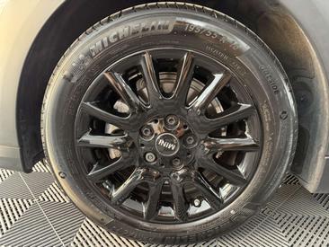 Mini Cabrio COOPER — photo 19