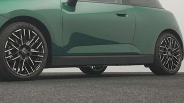 Mini Electric Favoured Cooper SE — photo 18
