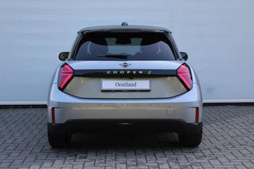 Mini Hatch Classic Cooper SE — photo 4