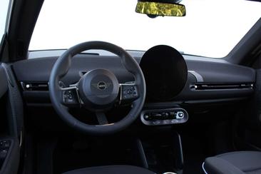 Mini Hatch Classic Cooper SE — photo 10