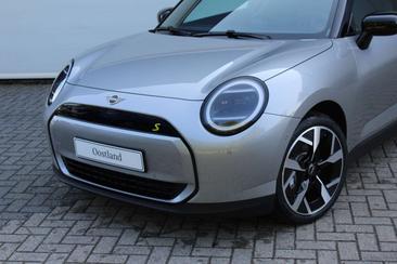 Mini Hatch Classic Cooper SE — photo 19
