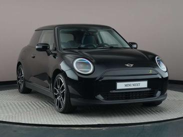 Mini Hatch Classic Cooper SE — photo 2