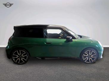 Mini Cooper E JCW — photo 2