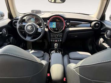 Mini Cooper E — photo 5