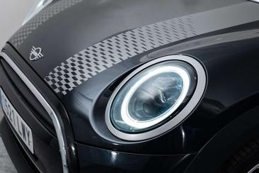 Mini Cabrio COOPER — photo 5