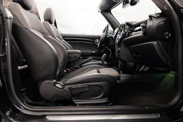 Mini Cabrio COOPER — photo 21