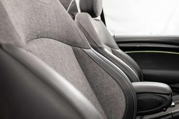 Mini Cabrio COOPER — photo 22
