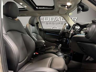 Mini Cooper E — photo 6
