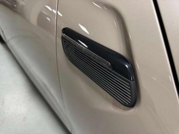 Mini Cooper E — photo 16
