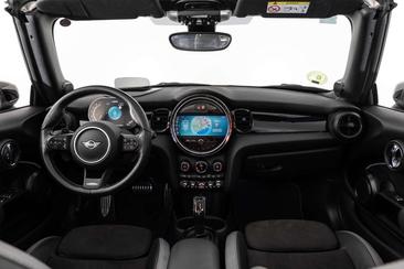 Mini Cabrio John Cooper Works — photo 11