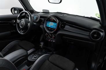Mini Cabrio John Cooper Works — photo 14