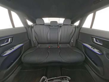 Mercedes EQE 300 Advanced Plus — photo 7