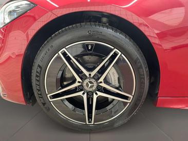 Mercedes Classe C 300 Night Edition — photo 8