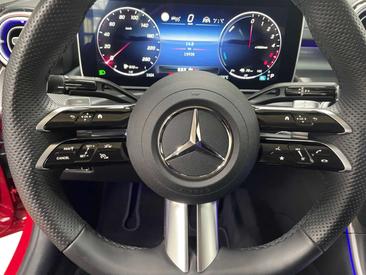 Mercedes Classe C 300 Night Edition — photo 10