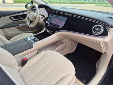 Mercedes EQS 580 — photo 3
