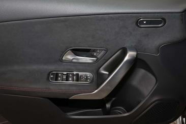 Mercedes Classe A 200 AMG Line — photo 10