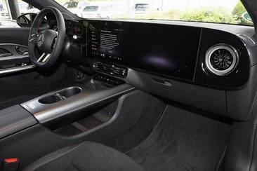 Mercedes CLA 200 Night — photo 7