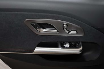 Mercedes CLA 200 Night — photo 11