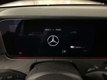 Mercedes Classe E 300 Night Edition — photo 10
