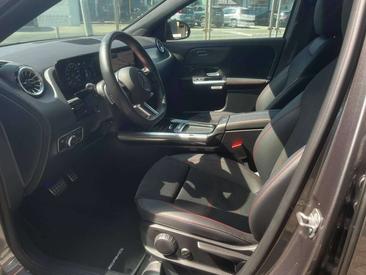 Mercedes GLA 200 AMG Line — photo 6