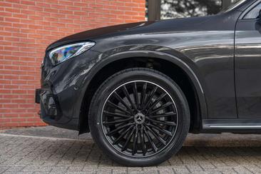 Mercedes GLC 400 — photo 22