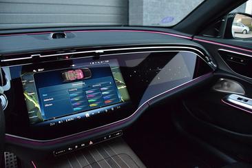 Mercedes Classe E 300 Exclusive — photo 37