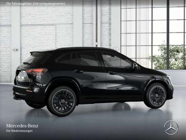 Mercedes GLA 200 Night Edition — photo 15
