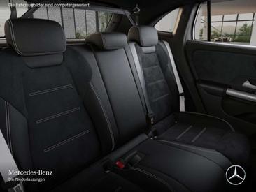 Mercedes GLA 200 Night Edition — photo 12