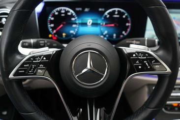 Mercedes Classe E 220 AMG-Line — photo 22