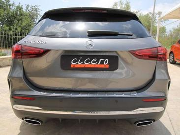 Mercedes GLA 200 AMG Line — photo 5
