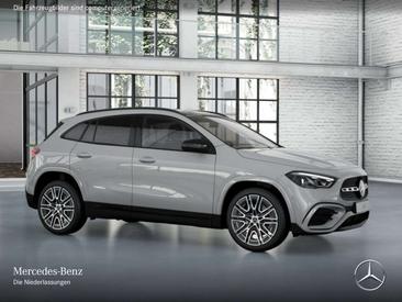 Mercedes GLA 200 Night Edition — photo 15