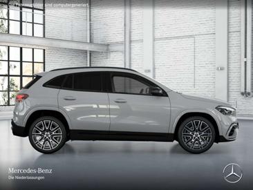Mercedes GLA 200 Night Edition — photo 18
