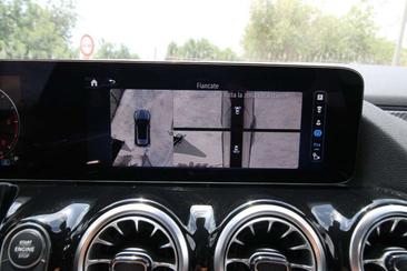 Mercedes GLA 200 AMG Line — photo 13