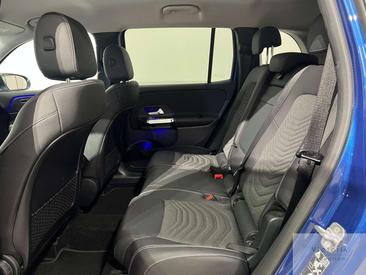 Mercedes GLB 200 — photo 15