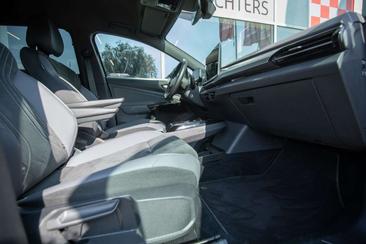 Volkswagen ID.4 Pure Business — photo 22