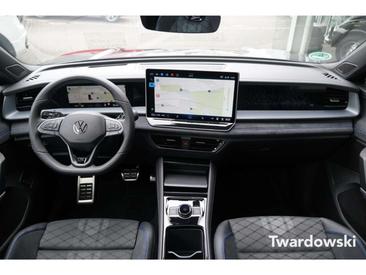 Volkswagen Tayron EHybrid R-Line — photo 12