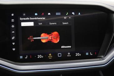 Volkswagen Touareg EHybrid 4Motion R Edition — photo 42