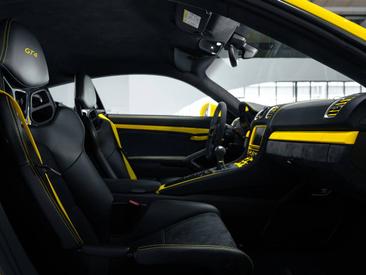 Porsche 981 Cayman Cayman GT4 — photo 14