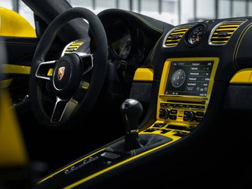 Porsche 981 Cayman Cayman GT4 — photo 17