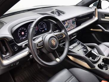 Porsche Cayenne III Coupé — photo 12